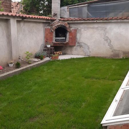 White House Silistra Hotel Bagian luar foto