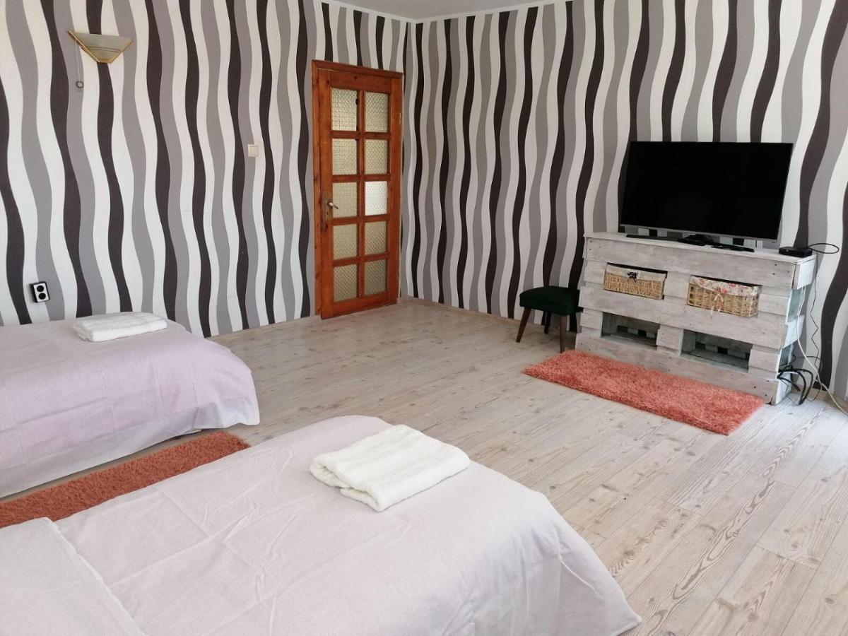 White House Silistra Hotel Bagian luar foto