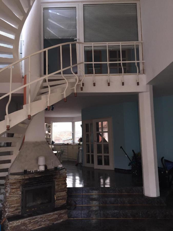 White House Silistra Hotel Bagian luar foto