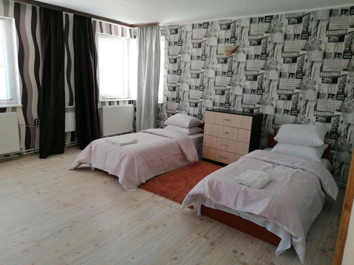 White House Silistra Hotel Bagian luar foto