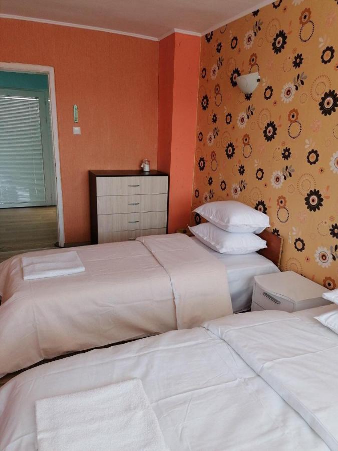 White House Silistra Hotel Bagian luar foto