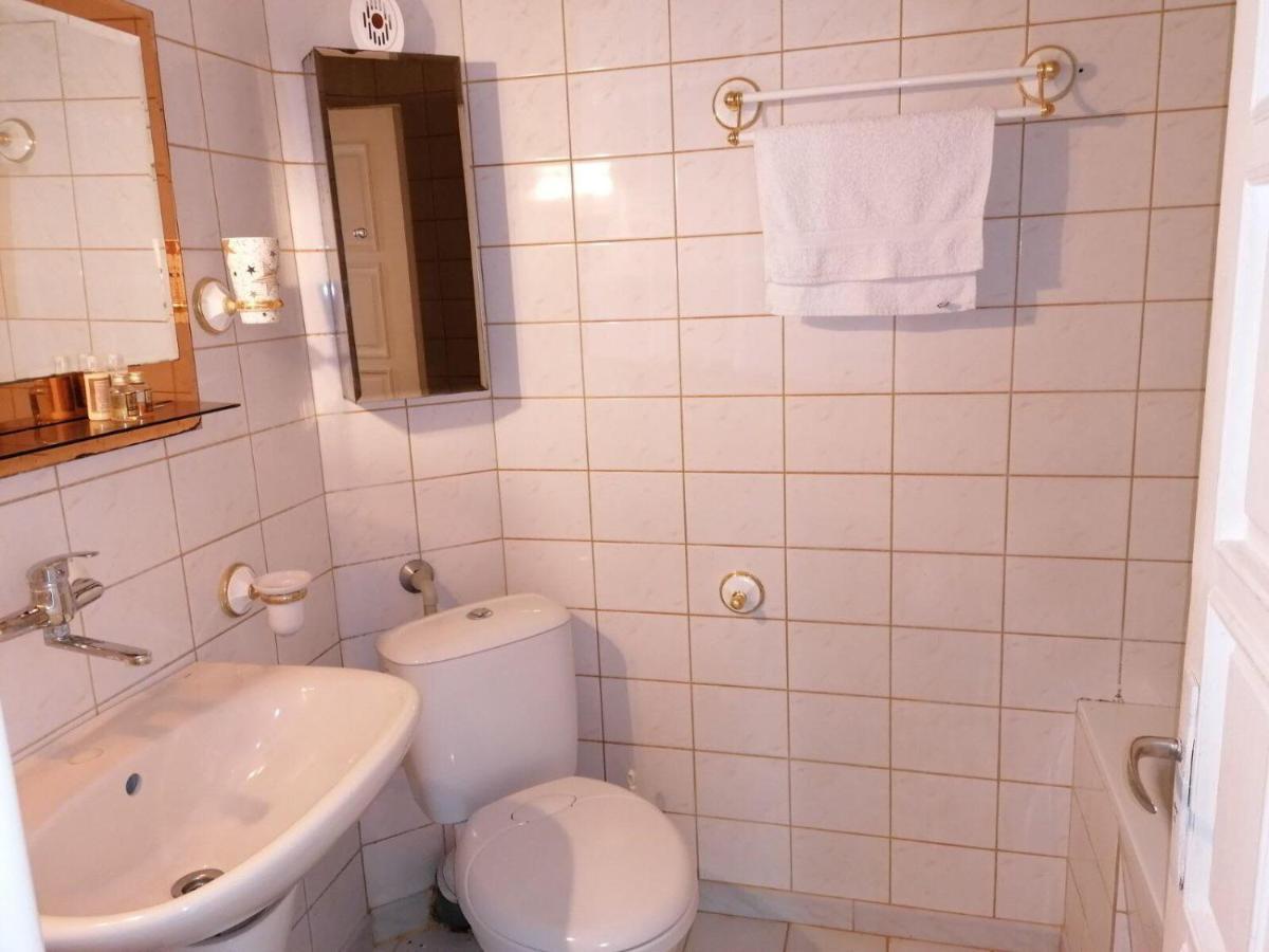 White House Silistra Hotel Bagian luar foto